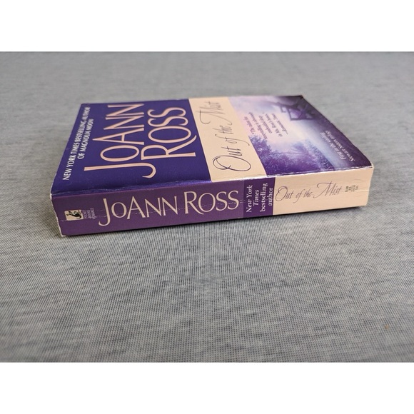 🍭 3/$10 JoAnn Ross: Out of the Mist- Stewart Sisters Book #1 (Paperback) - Picture 2 of 4